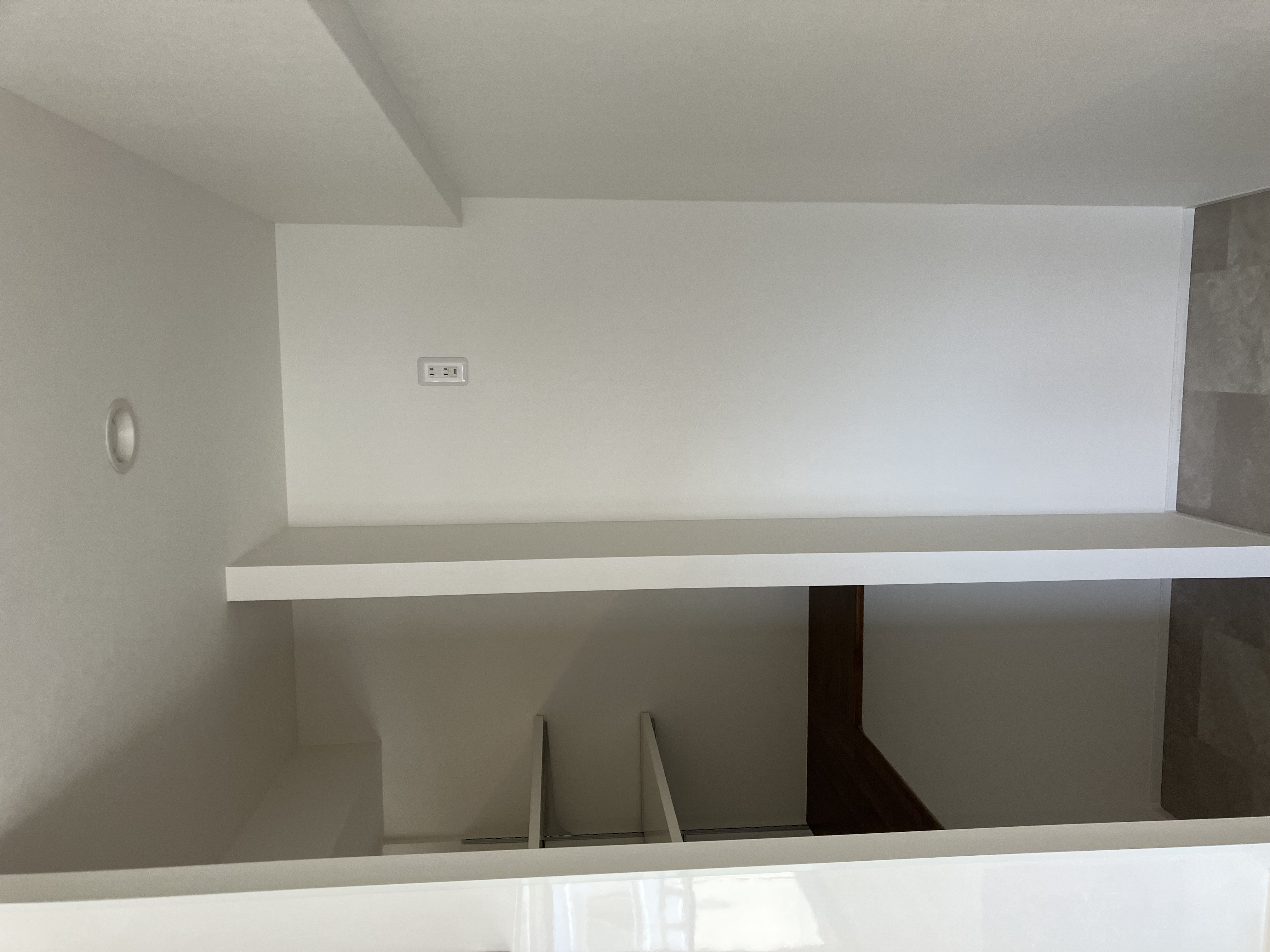 リノベーション後の冷蔵庫置き場