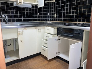 リノベーション前のキッチン